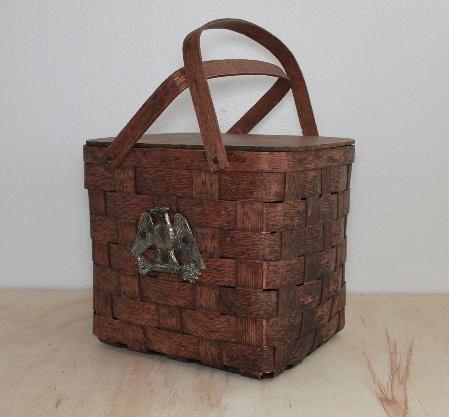1960s Hand Made American Eagle Picnic Basket by Baskerville by Putney Vermont Haute Juice