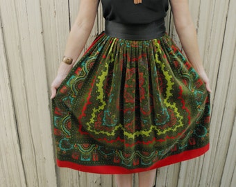 Velvet Skirt // Boho Clothing // Novelty Print // High Waisted // Paisley Print // Hippie Clothes // Bohemian // Heiser // XS Small