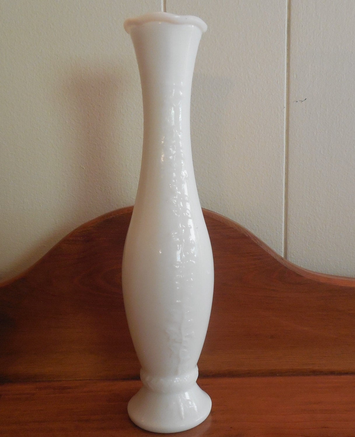 Milk Glass Bud Vase 10 Vintage Milk Glass Vase Tall