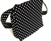 Small Messenger Black and White Polka Dots with Magnetic Closure Small Messenger Black and White Polka Dots with Magnetic Closure