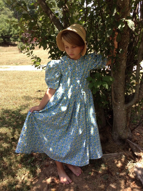 Items Similar To Mennonite Button Down Girls Dress On Etsy