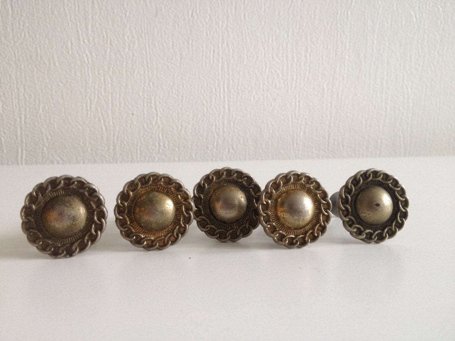 5 x Vintage Brass Furniture Knobs / Handles / by UglyDucklingUK