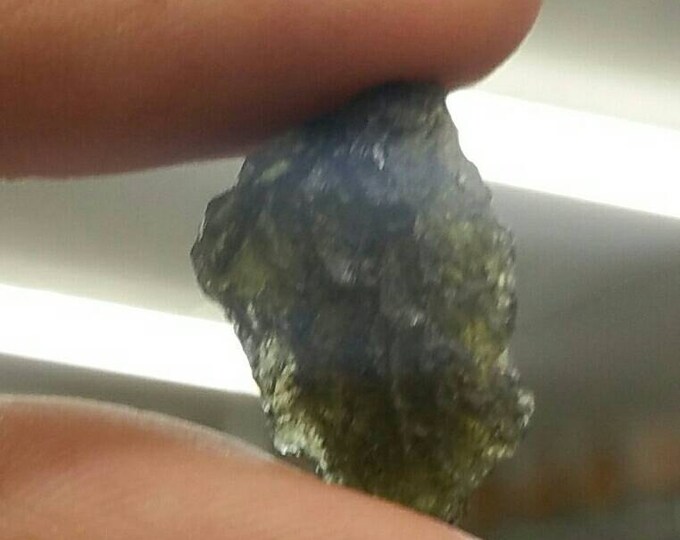Moldavite Crystal Tektite- All Natural from the Czech Repulic- 2.2 gramsHealing Crystals \ Reiki \ Healing Stone \ Healing Stones \ Chakra