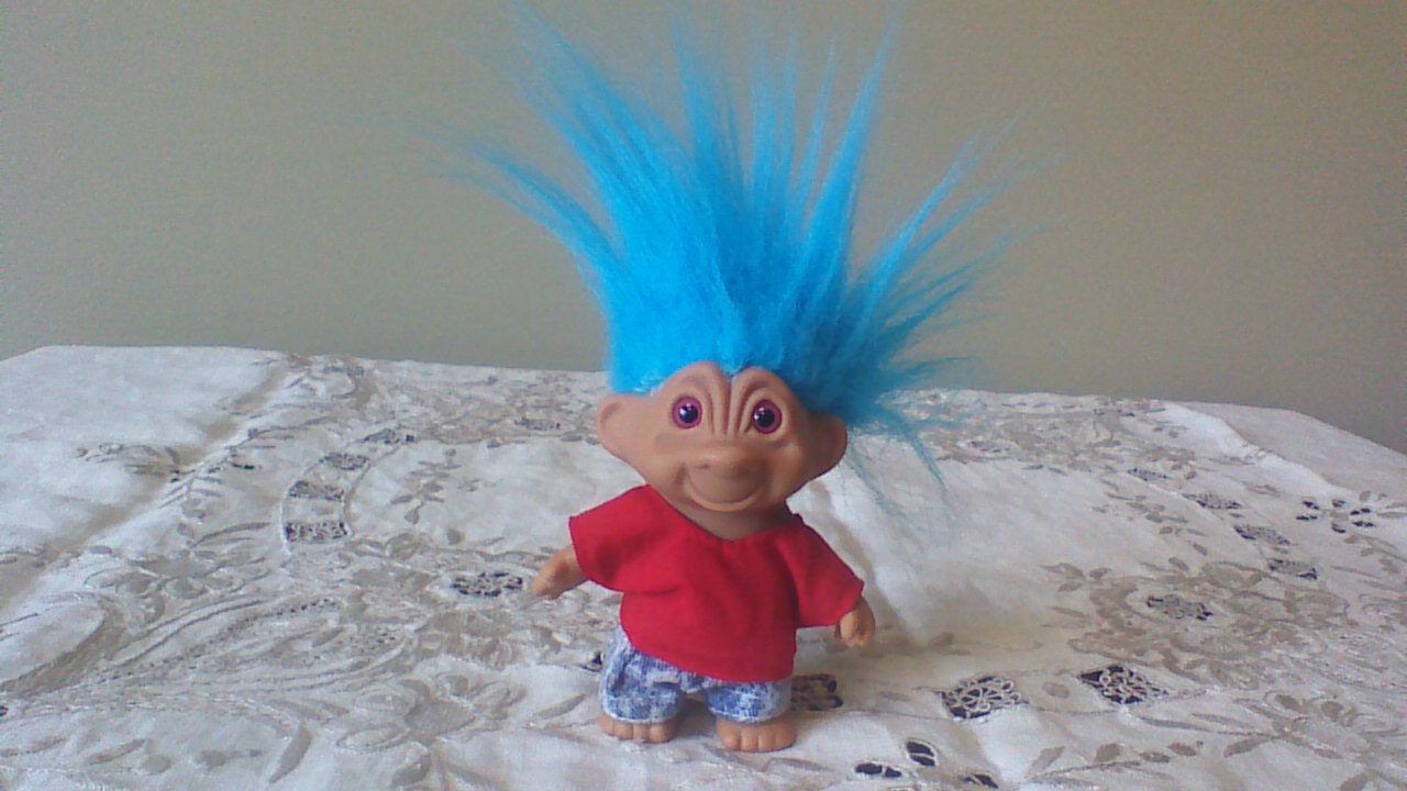 troll doll blue hair