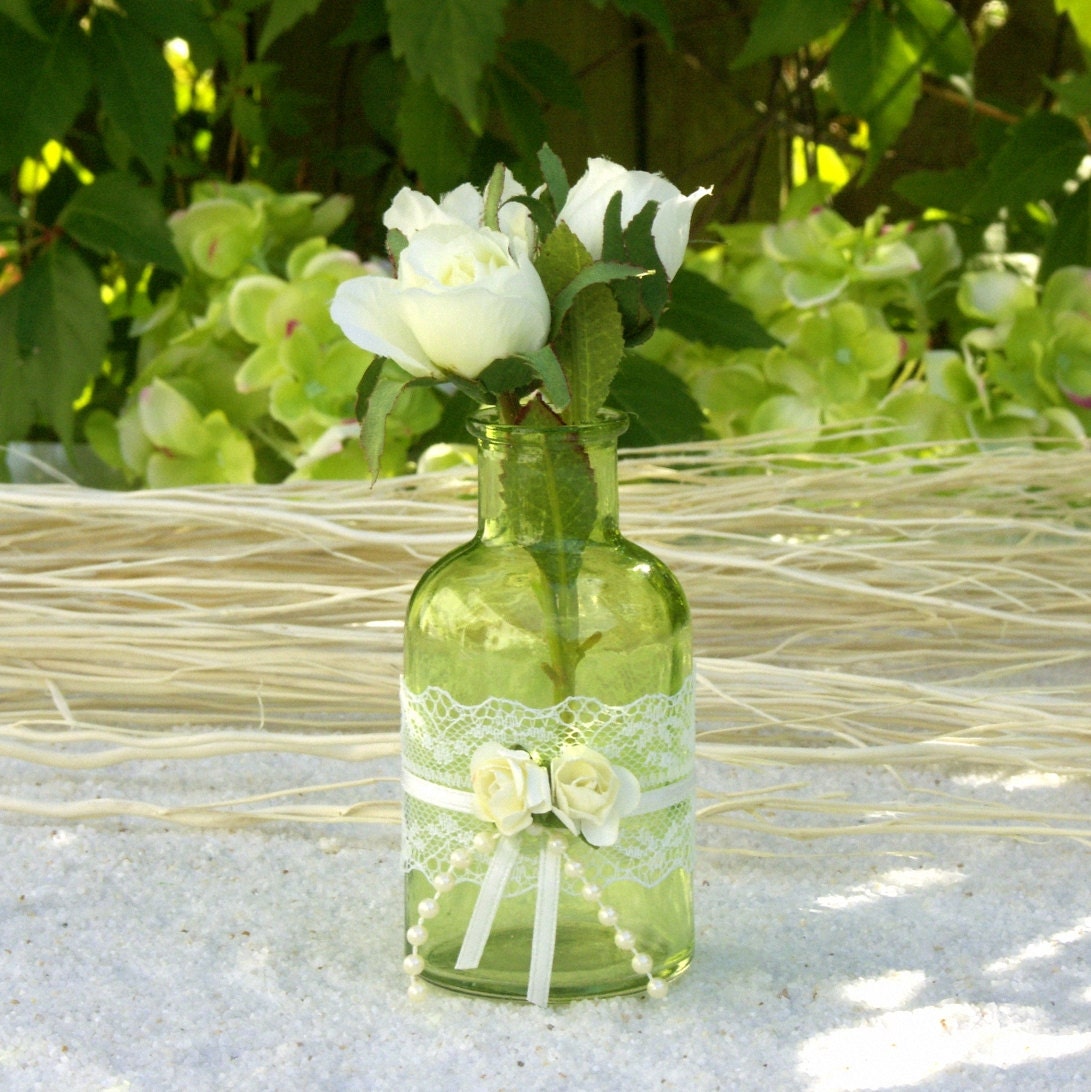 Charming Lime Green Flower Vase by ForMomentsinTime on Etsy