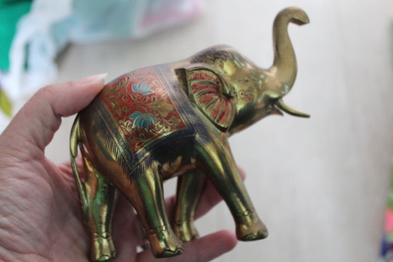 yellow elephant figurine