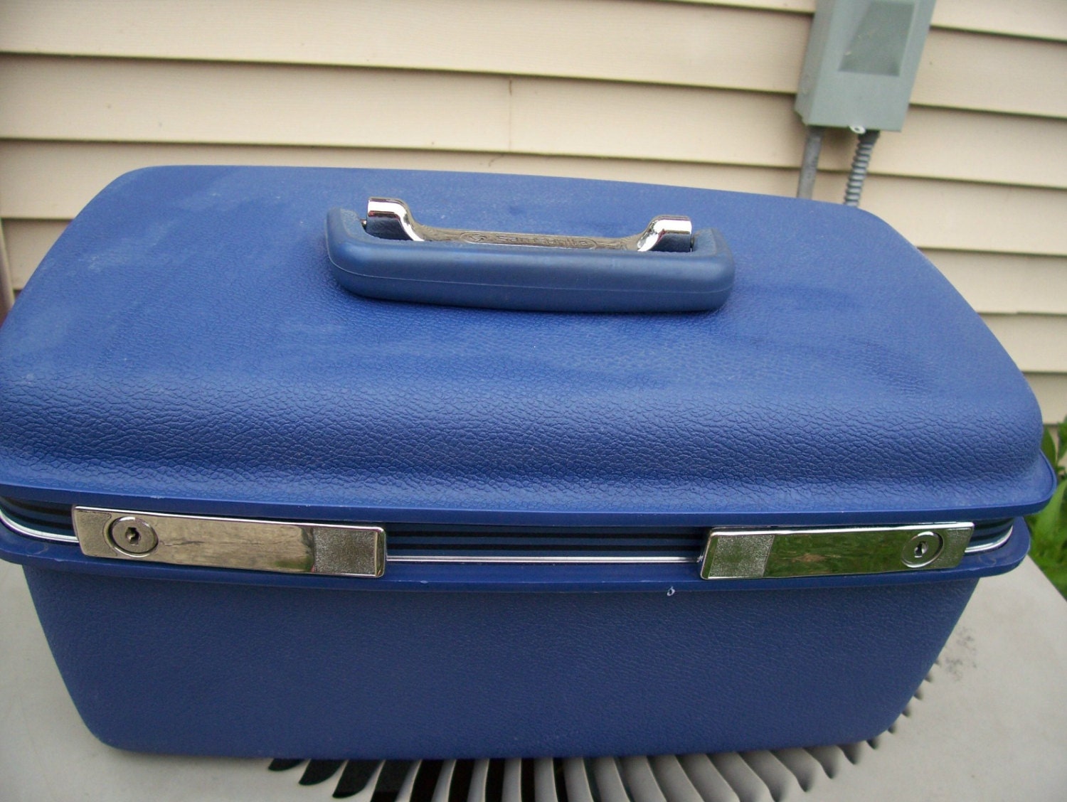 Samsonite Luggage Train Case Blue Concord by HoosierPickers