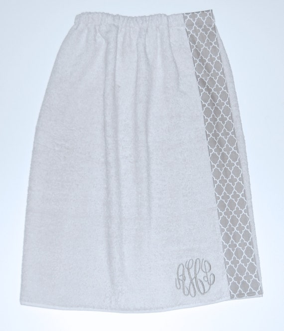 Monogrammed Towel Wrap with a Gray Lattice Trim by smberrier