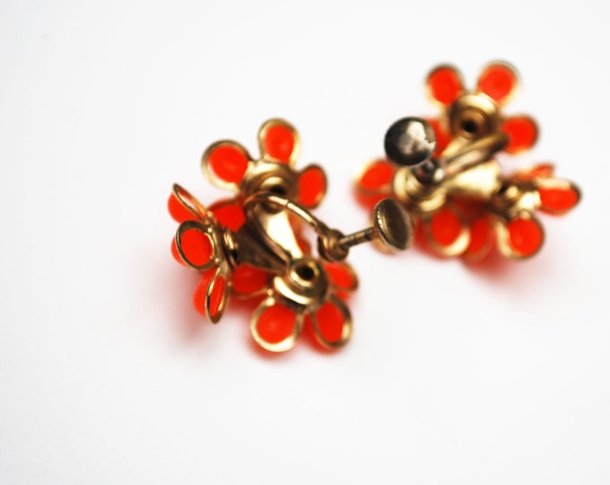 Orange Thermoset Flower Earrings screwback and rhinestones