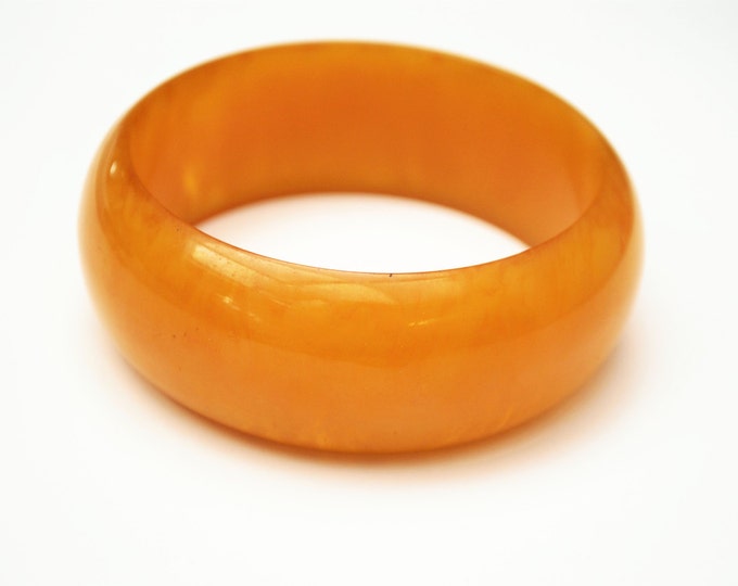 Vintage Bakelite Bangle - Marbled Dark Orange Mustard yellow bracelet