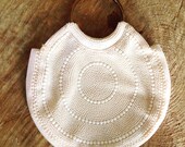 sweet vintage handbag purse pearl metal round handles pouch evening white cream prom wedding special occasion home decor wall hanging