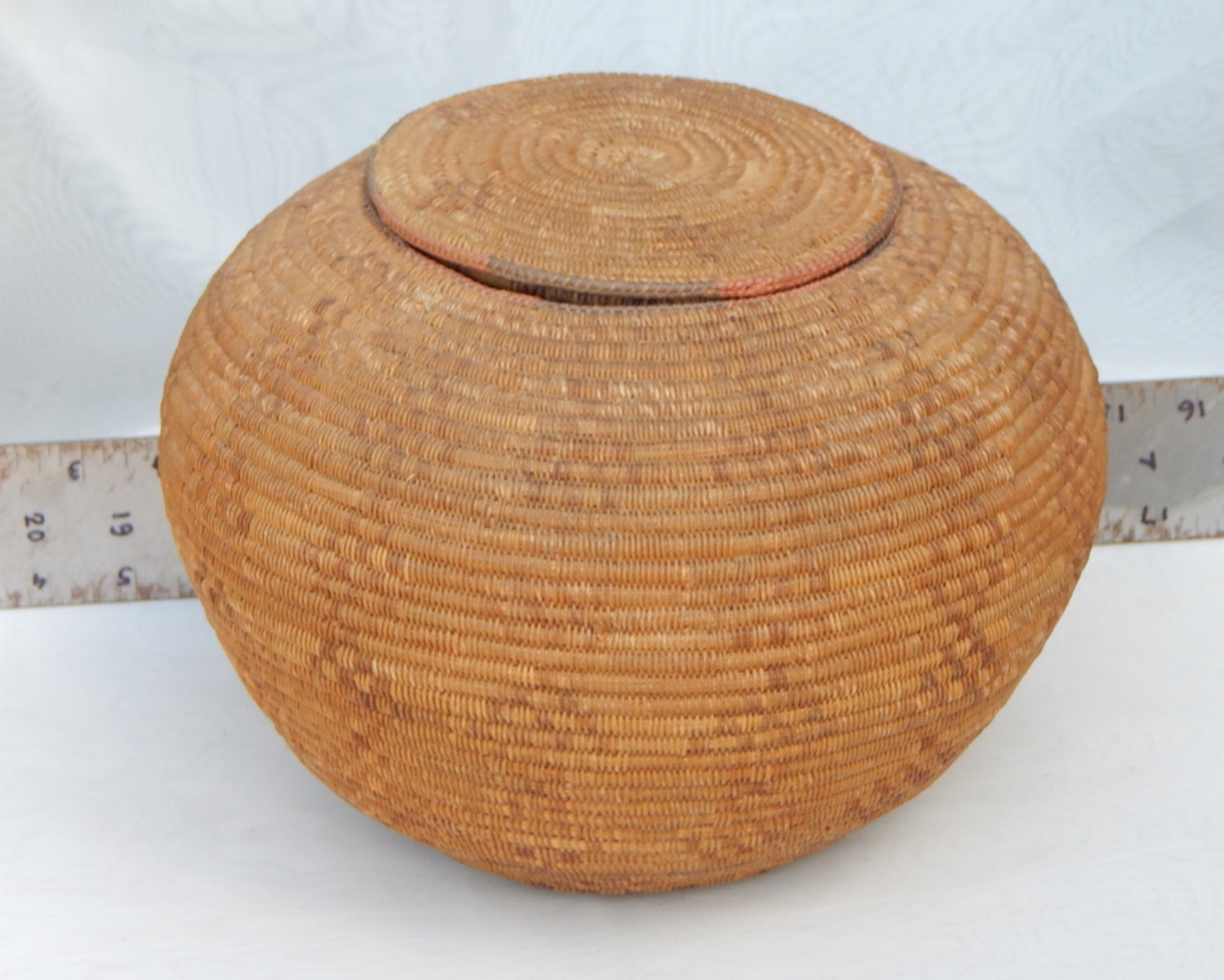 Vintage Inuit eskimo Basket with Lid. Traditional. See