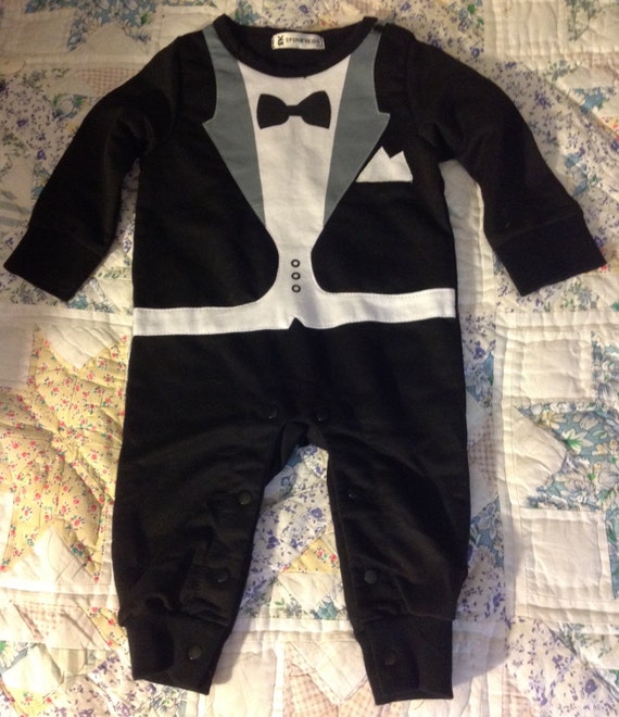 Spunky Kid Infant Boys Tuxedo Pajamas Costume Size 1218