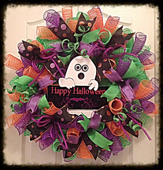 Items similar to Happy Halloween Ghost Deco Mesh Wreath/Halloween ...