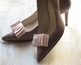Blush shoe clips Blush wedding Blush wedding shoes Pale pink shoes Bridesmaids shoes clips Blush bridal shoes Blush bridesmaids shoe clips