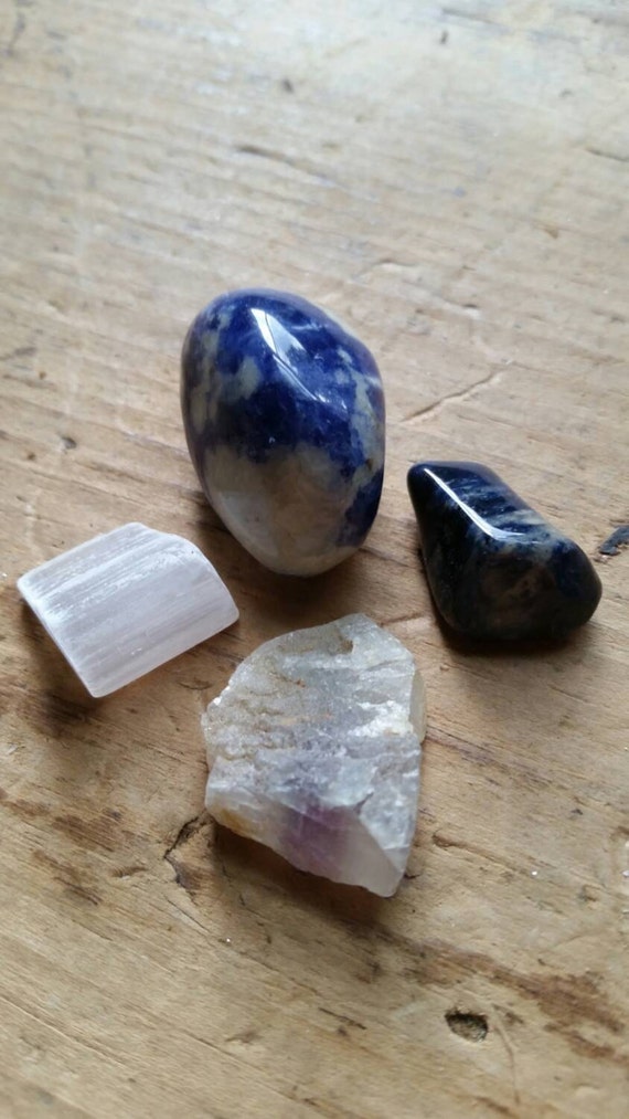 Healing Crystals Set AIR Element Sodalite by MysticRubyGardens