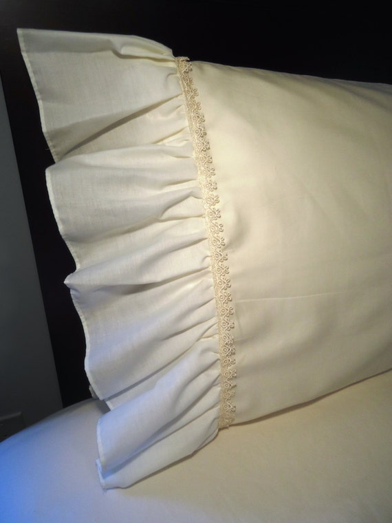 Ivory RUFFLE LACE PILLOWCASE 1 Standard 100 Cotton Sateen
