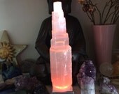 Skyscaper selenite lamp