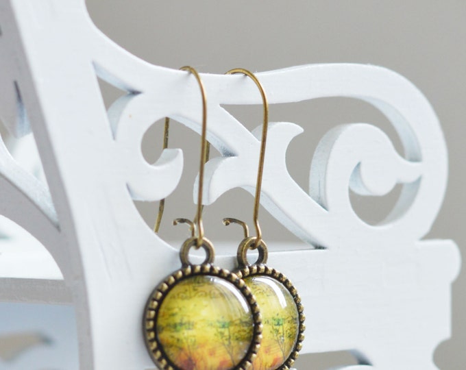 Retro Nature // Earrings in metal brass with image under glass // Vintage, Boho Chic //