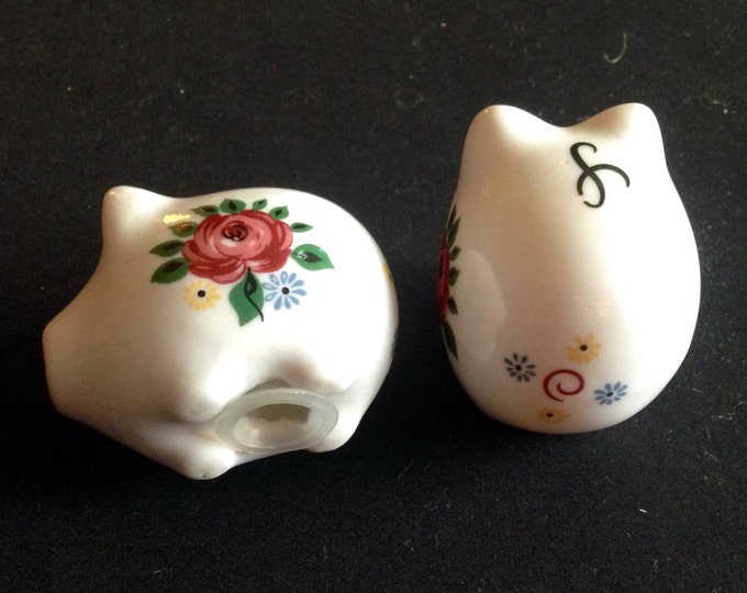 Storewide 25% Off SALE Vintage Mid Century Collectable White Porcelain Matching Piglet Salt & Pepper Shakers Featuring Monogrammed Letters W