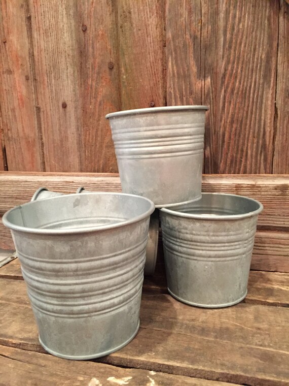 Rustic Galvanized Tin Planter One 1 by BurlapFlutterfly on Etsy