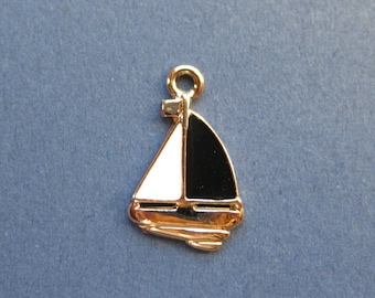 5 Sail Boat Charms - Sail Boat Pendant - Nautical Charm - Sail Boat - Boat Charm - Boat - Gold Plated - Enamel Charm - 20mmx13mm-(A1-10431)