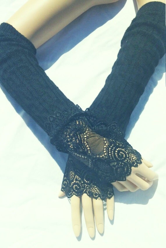 Black Cable knit arm warmers with Lace by TheBuenaVistaGallery