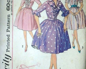 Misses' One-Piece Step-In Dress, Simplicity 4291 Vintage 60's Sewing Pattern, Size 14, 34 Bust
