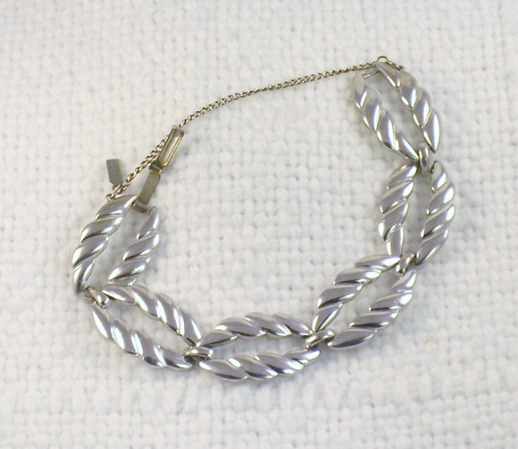 Vintage 60's Silver Bracelet with Open Oval Links