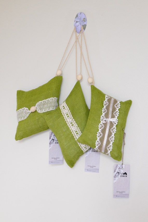 Hanging scented wardrobe drawer pillow sachets
