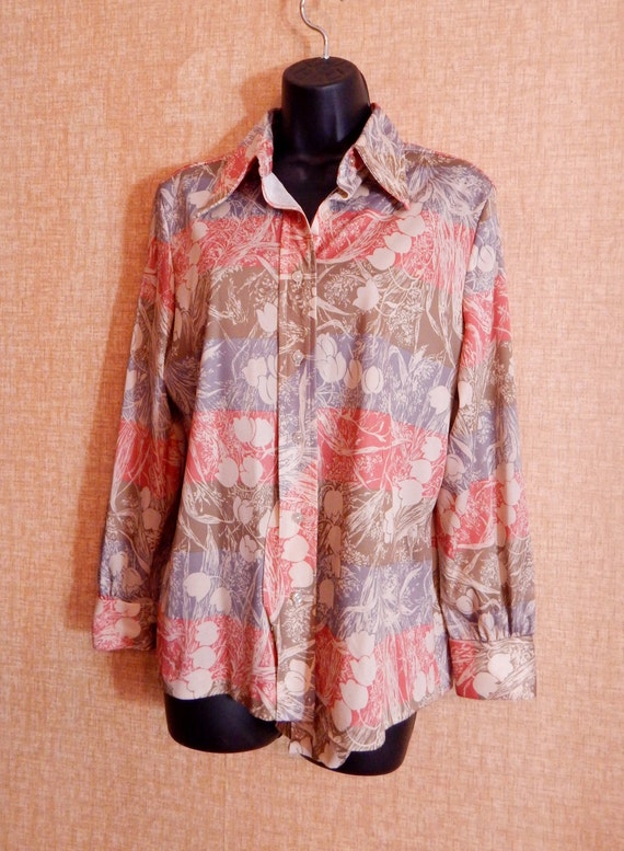 Items similar to Vintage Blouse Polyester Button Down Shirt with TPink ...