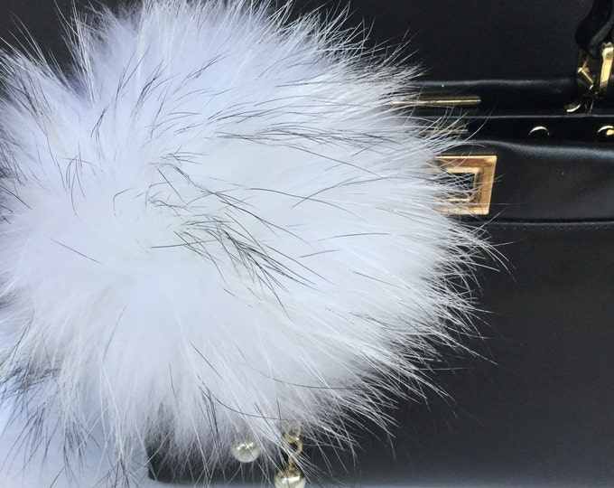 Fur Pom Pom keychain luxury bag charm pendant white with natural tips with pearl charms