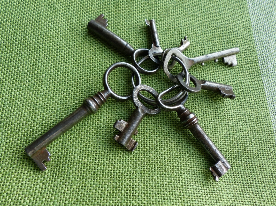 Lot of 8 Antique Skeleton Keys Iron Key Vintage Skeleton Key Farmhouse