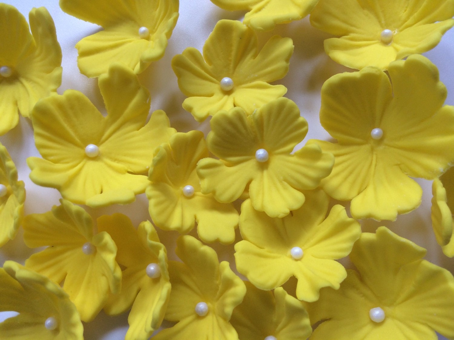 fondant flowers yellow edible flowers blossom spray cake pop