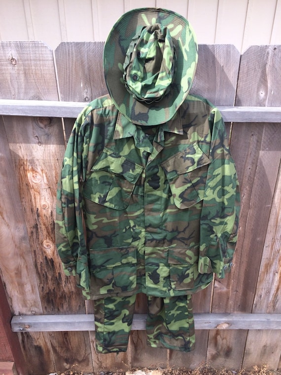 Camouflage Utility Uniform 60