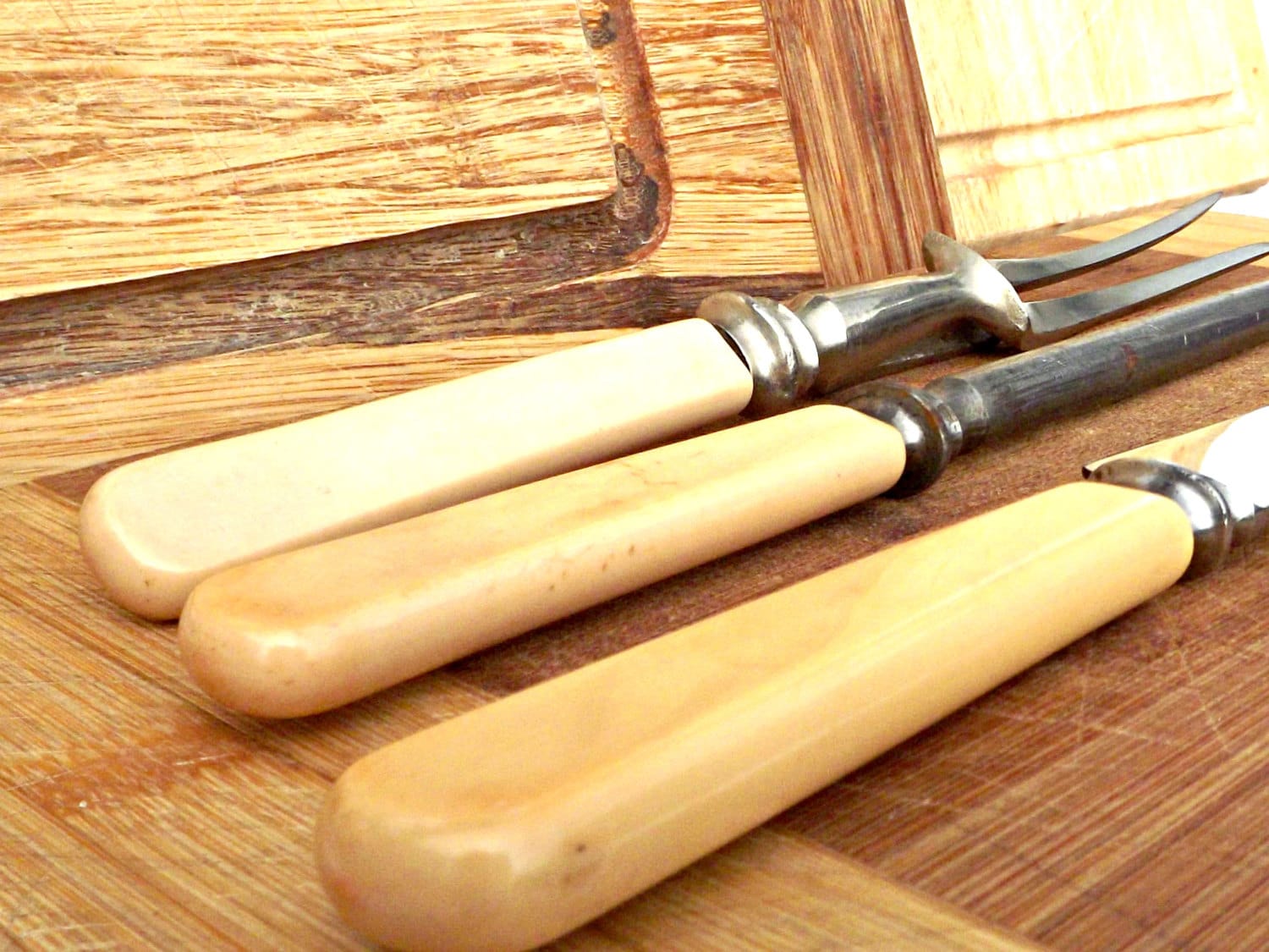 Vintage Carving Set, Bakelite Handle, Vintage Carving Knife Fork and Sharpener,Antique Carving 