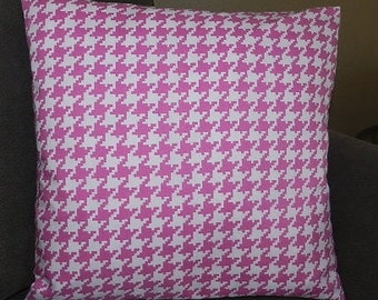 7 Sizes Available - Pink and White Houndstooth Pillow Cover