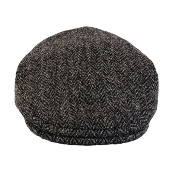 Harris Tweed Flat Cap Charcoal Herringbone by CelticTweed