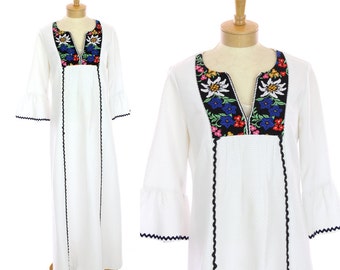 Embroidered Hippie Dress 60s Festival Lady Shaheen Mod Maxi Bell Sleeves Floral Details 70s 1960s Vintage Boho Large L XL