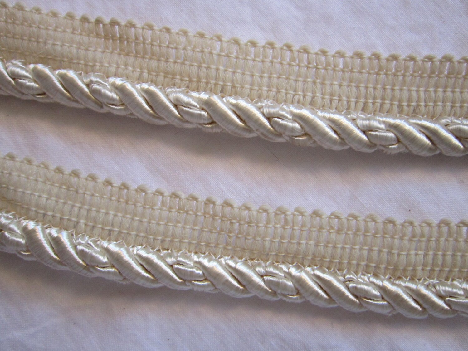 2 yards WRIGHTS braided cord trim home decorator trim home