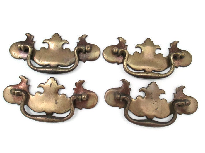 CLEARANCE Lot of 4 vintage drawer pulls 4″ centers Furniture Handles