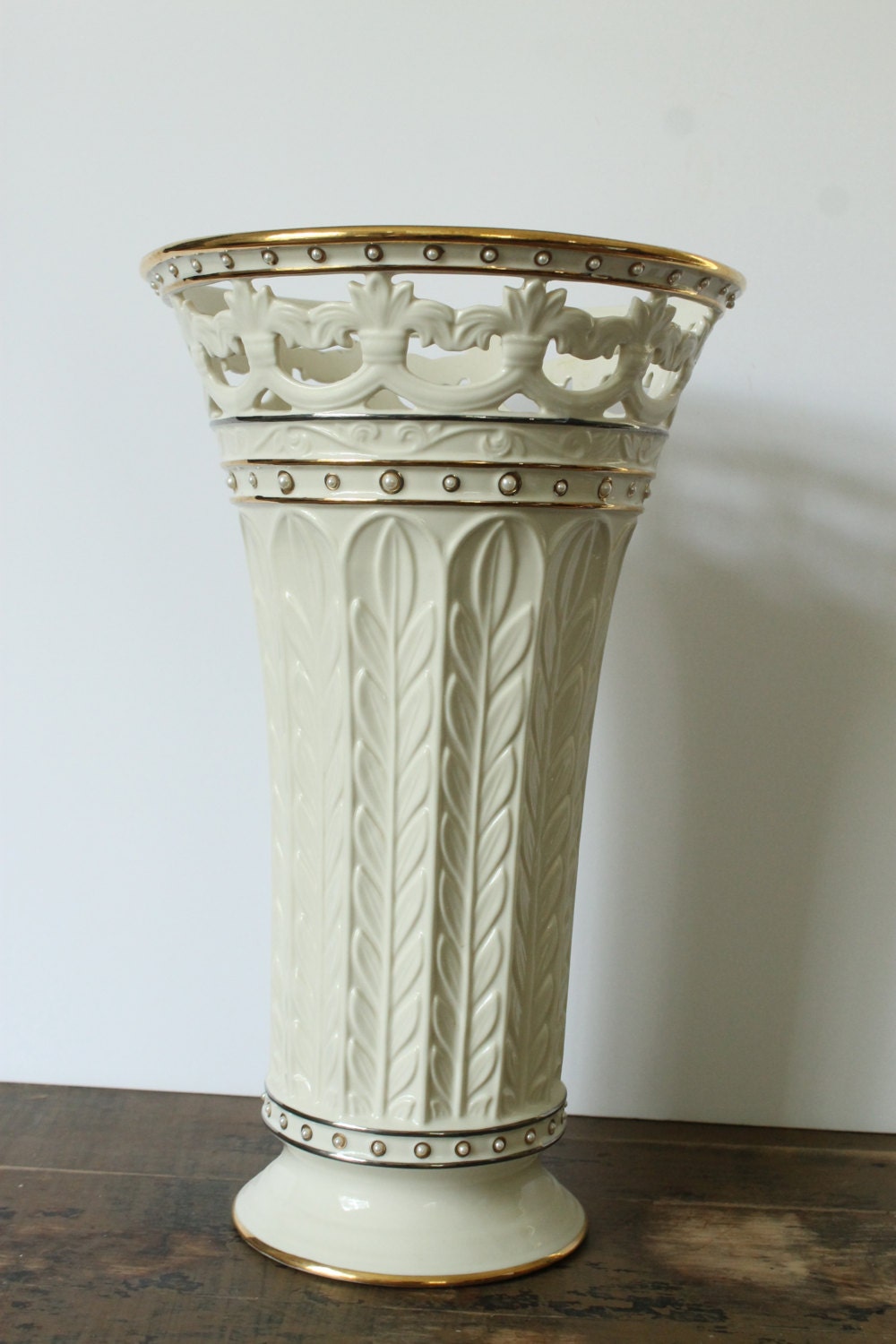 Lenox Large Vase Florentine and Pearl