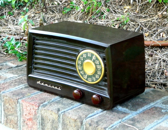 Antique 1950 Admiral AM Radio Model 5X12N by RobsAntiqueRadios