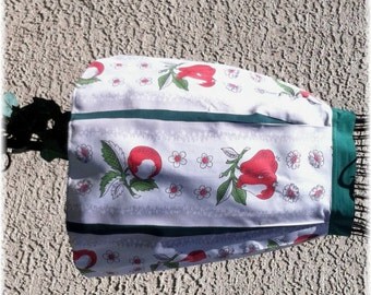 PEARS AND APPLES Half Apron