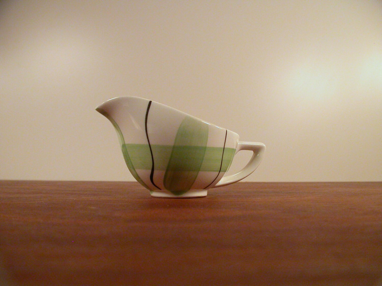 Hycroft Calico Creamer, Hycroft Pottery Medicine Hat Alberta, Vintage pottery Haute Juice