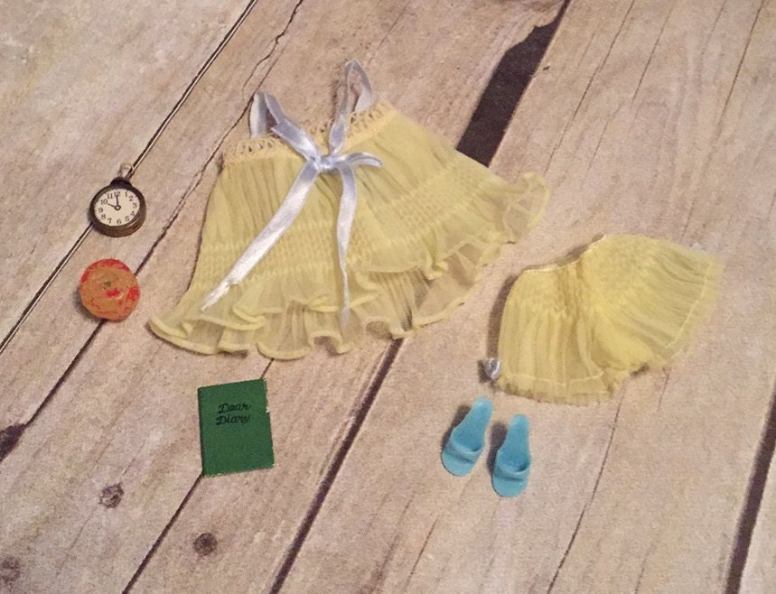 Vintage Barbie 973 Sweet Dreams 195963