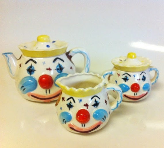 Vintage Clown Teapot Set / Clown Teapots / Ceramic Clown