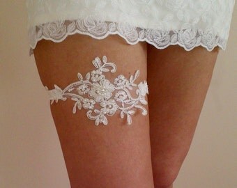 Ivory Wedding garter bridal garter lace ivory handmade with sewing sequins beads pearl lace bridal garter garters free shipping