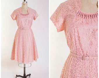 1950s Vintage Dress • Evening Amour • Pale Blush Pink Lace Vintage 50s Formal Dress Size Large