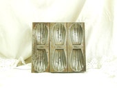 Vintage French Madeleine Cake Mold / French Baking / French Decor / Baking Tin /  Kitchenware / Kitchenelia / Retro Vintage Home Interior